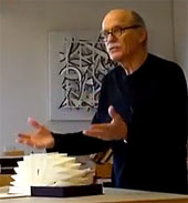 Werner Pfeiffer speaks on book-objects and art-books.